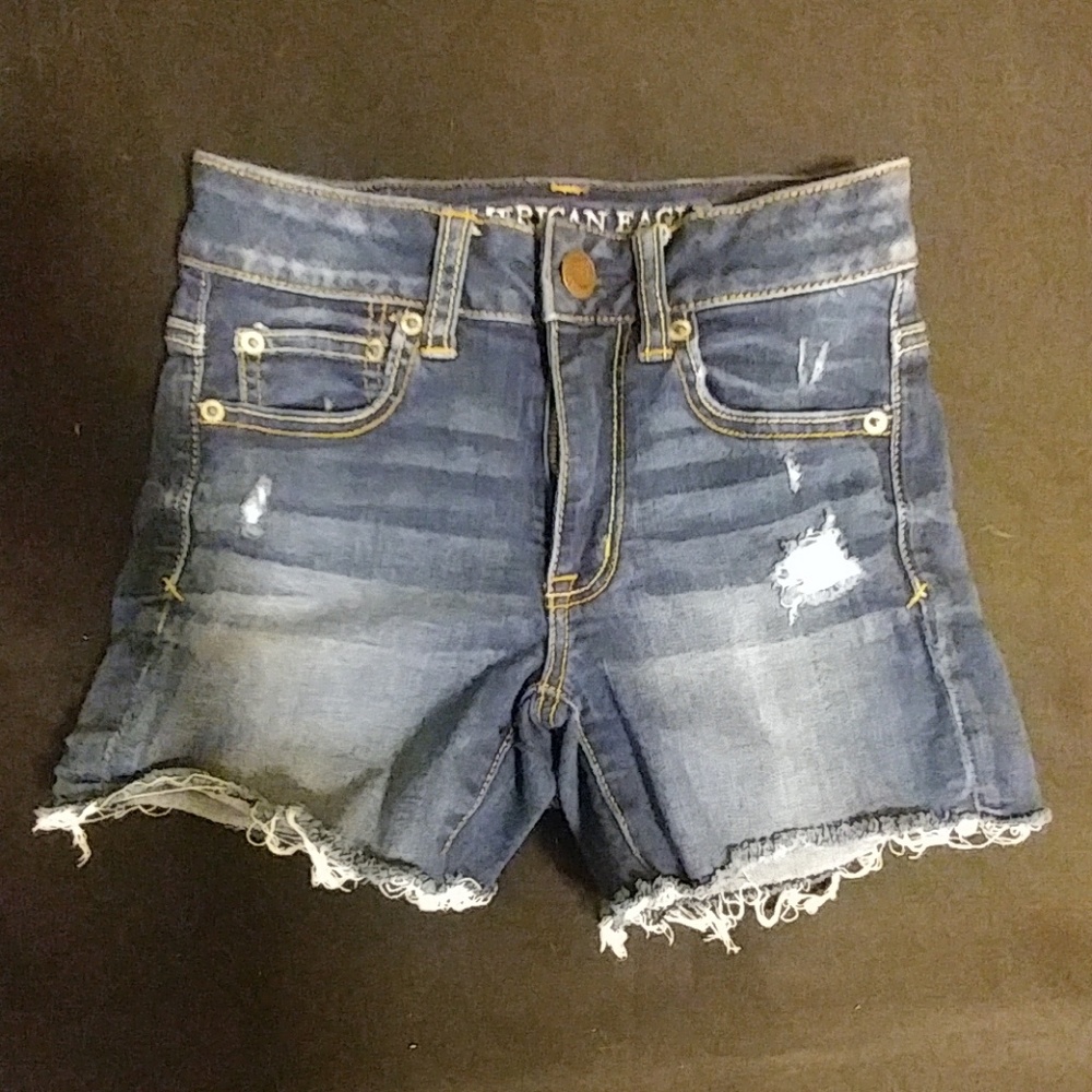 Cut off jeans
